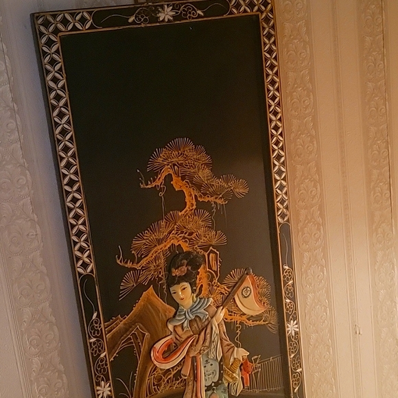 Asian Mother Of Pearl wall hanging decoration (2/2)